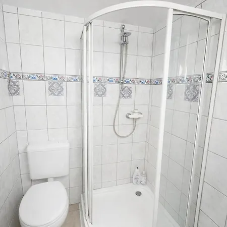 Kleines Mit Doppelbett Coblença